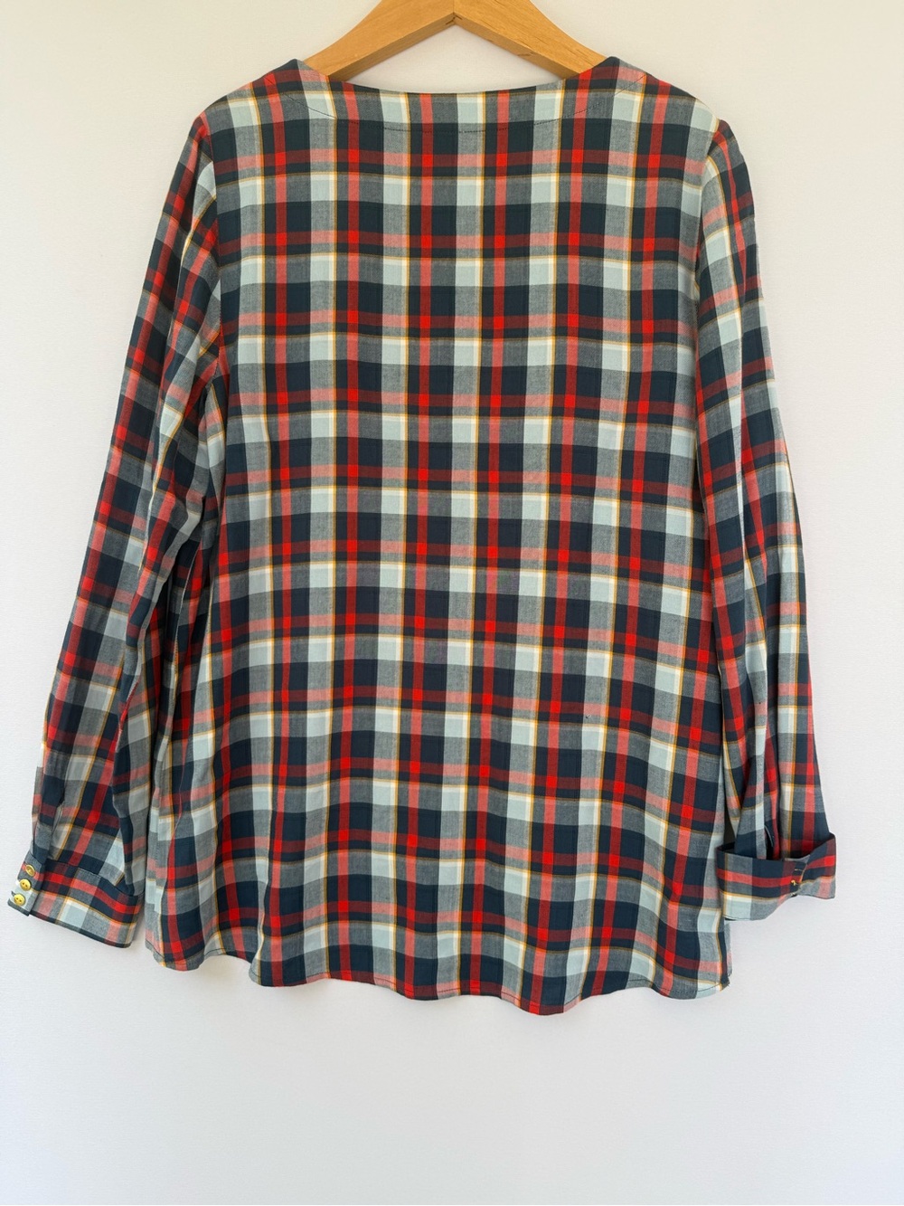 Kensie Plaid Half Zip Popover Blouse Red Navy Hi-Low Long Sleeve Medium NWOT - Picture 4 of 5
